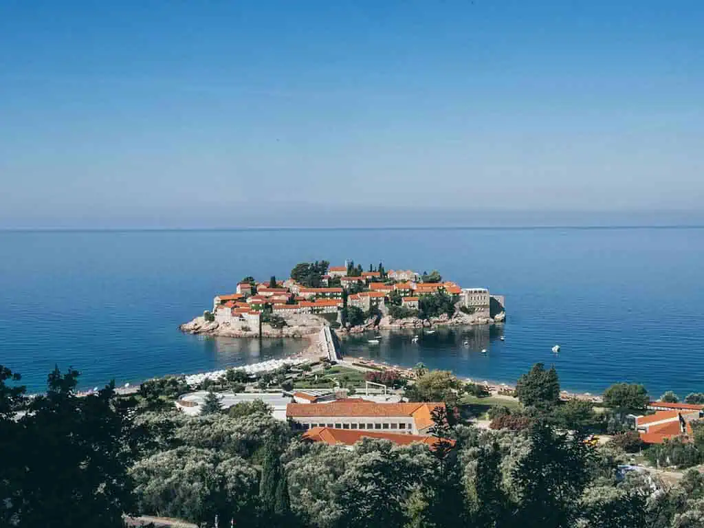 Guía de seguro de viaje a Montenegro en 2026: protege tu aventura 50 Seguro de viaje a Montenegro